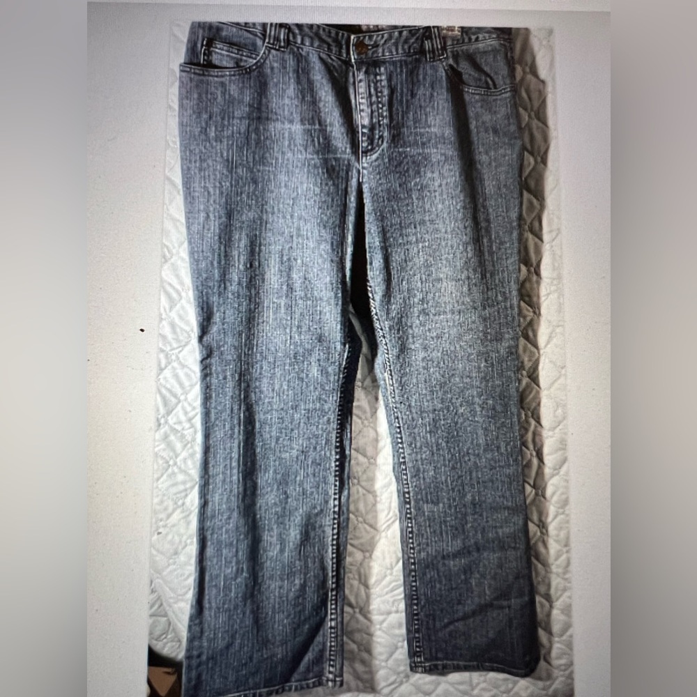 Liz Claiborne Blue Jean Bootcut Sz 14 Cute Pockets